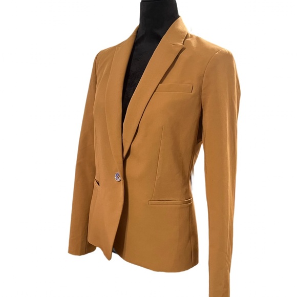 Tommy Hilfiger Women's Camel Blazer - Picture 4 of 9